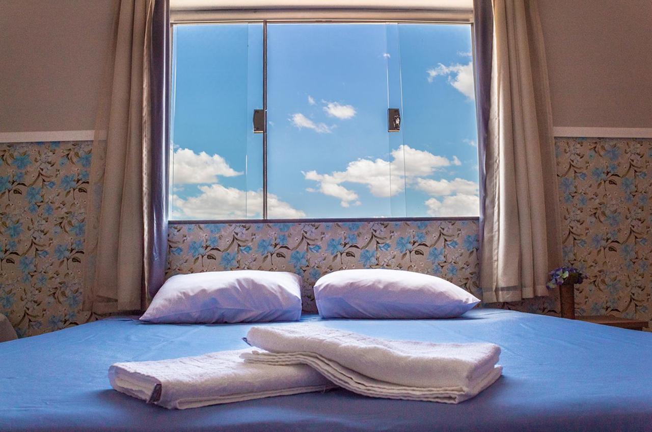 Pouso Oliveira Suites São João Batista do Glória Extérieur photo